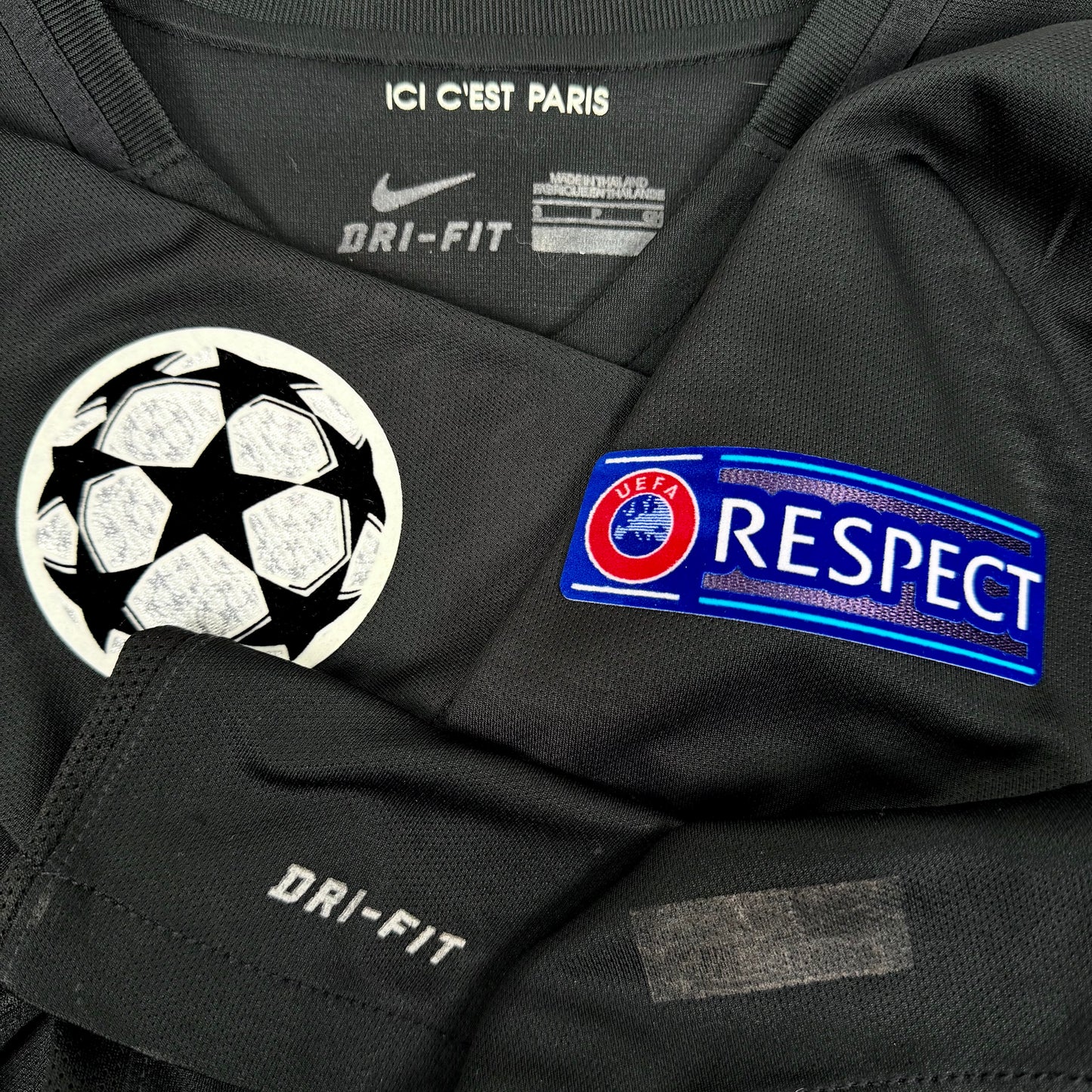 2015/16 Paris Saint German Third Shirt - Di Maria - S