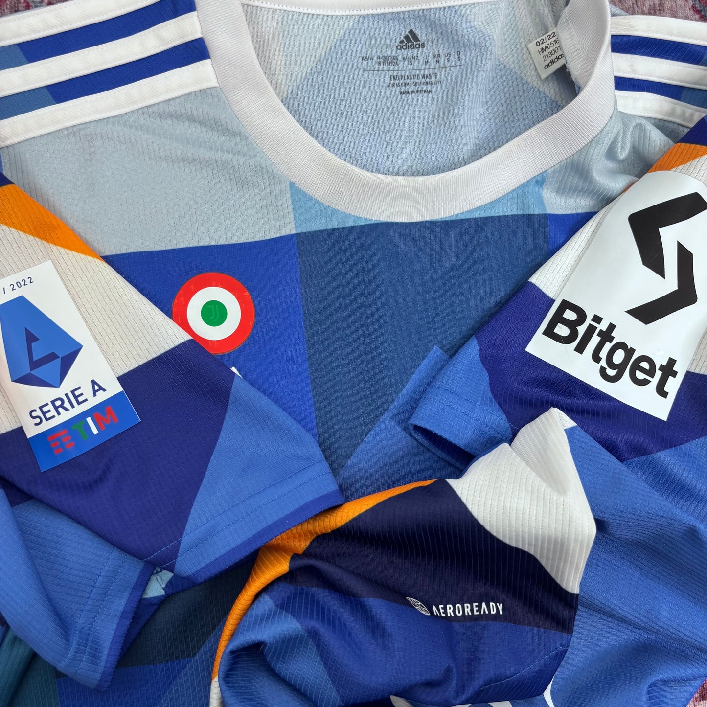 2021/22 Juventus Fourth x Kobra Shirt - De Ligt - S