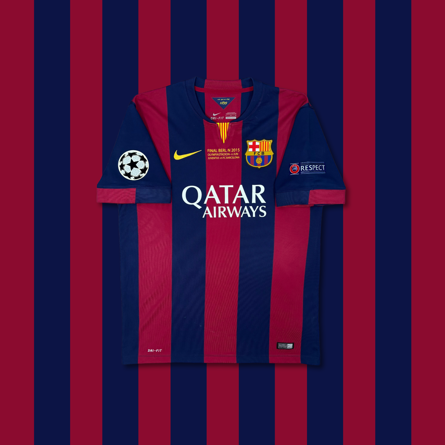 2014/15 Barcelona Home Shirt - Suarez - L