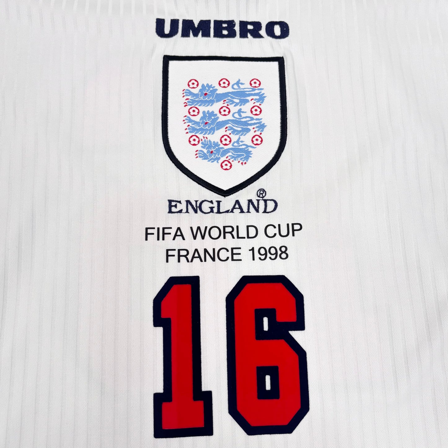 1998/99 England Home Shirt - Scholes - L