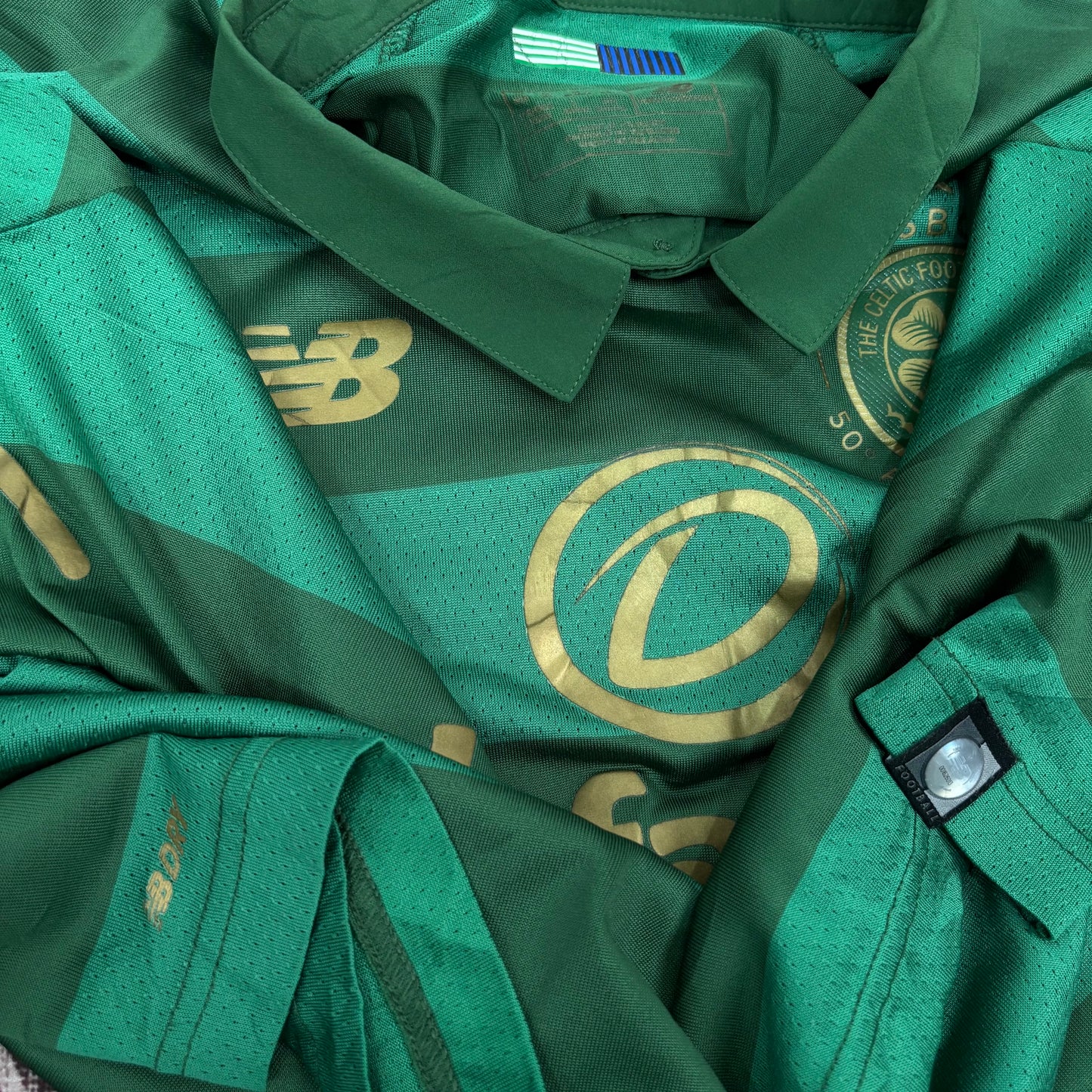 2017/18 Celtic Away Shirt - Rogic - M