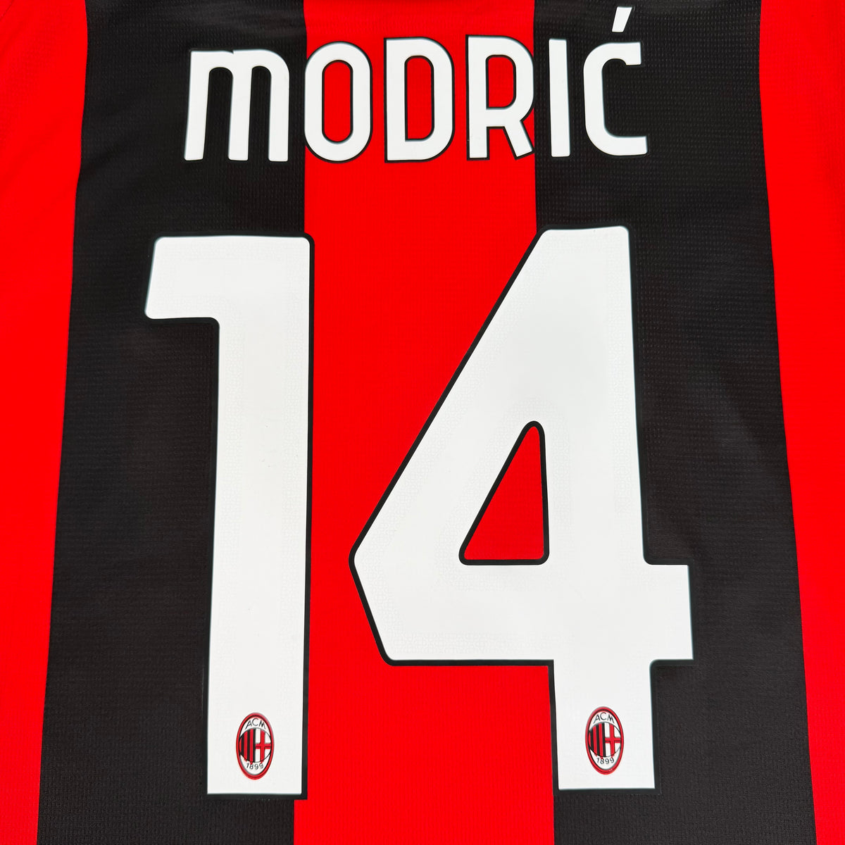 2026/27 AC Milan Home Shirt - Modric - New with Tag - L