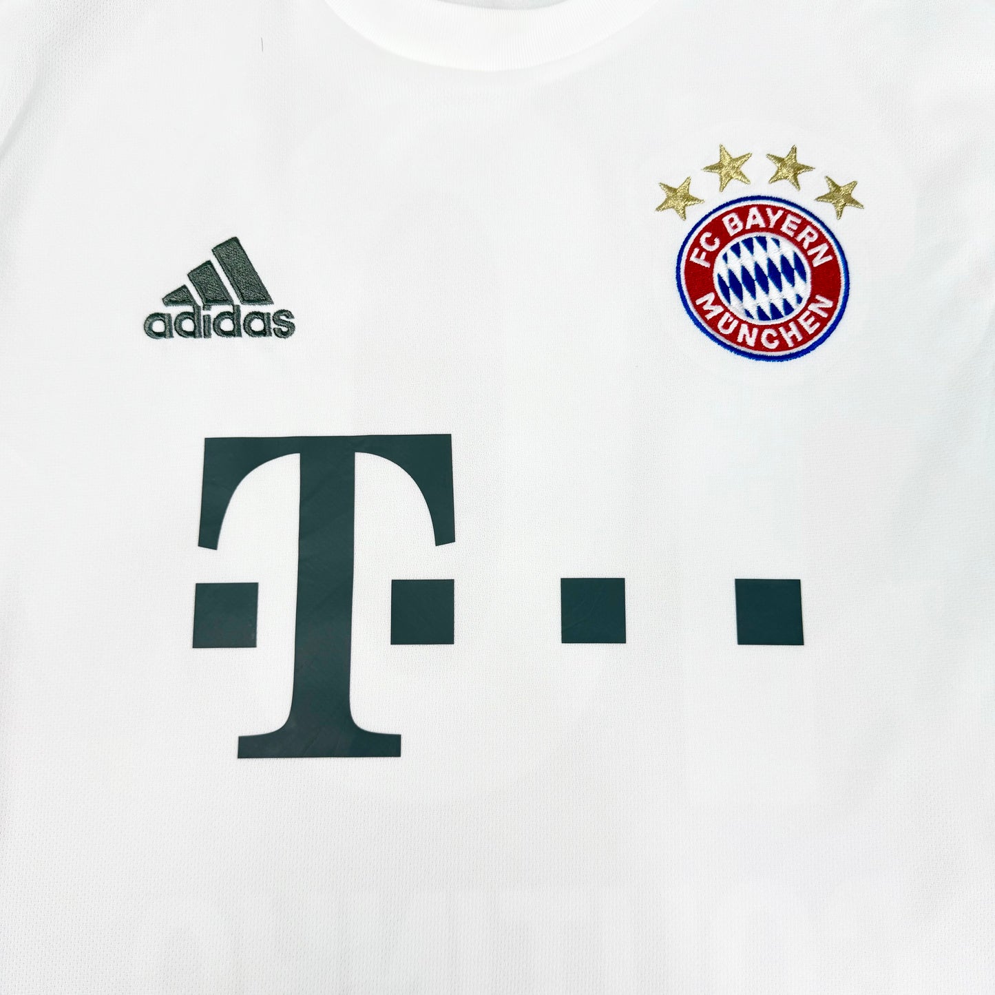 2019/20 Bayern Munich Away Shirt - Coutinho - M
