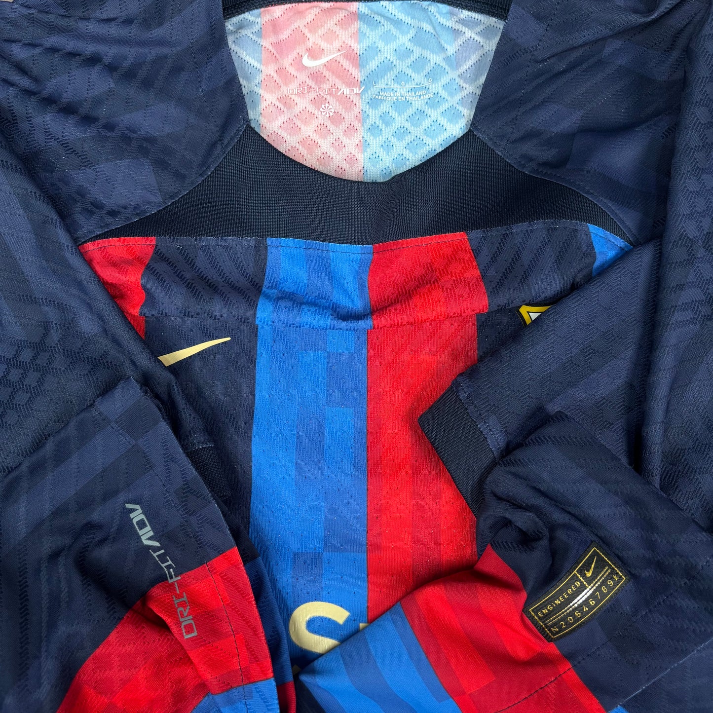 2022/23 Barcelona Home Shirt - Player Issue - Lewandowski - L